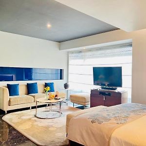 Trillion Suite on Food Soft Beverages Spa & Laundry Complimentary 2 Pints of Beer once during Lake Check out till 3pm